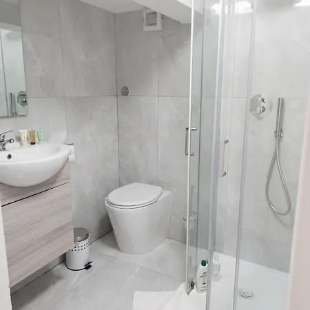 Modern In With Terrace, 75 M² Civitavecchia
